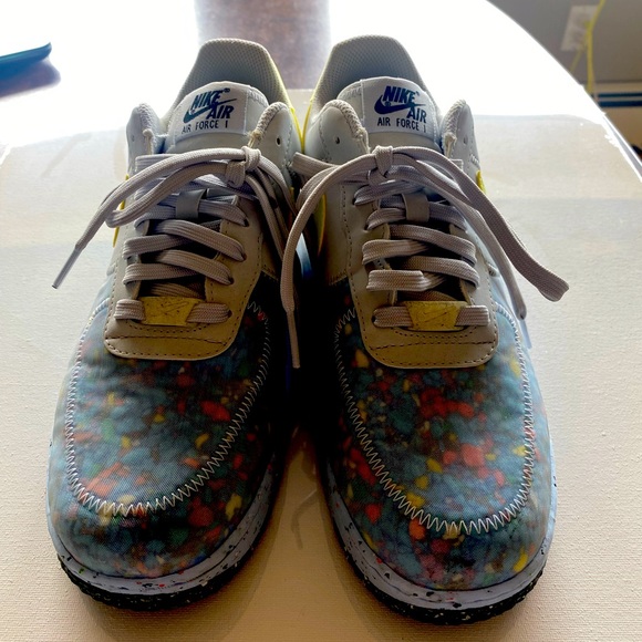 Nike Air Force 1 - Picture 1 of 8